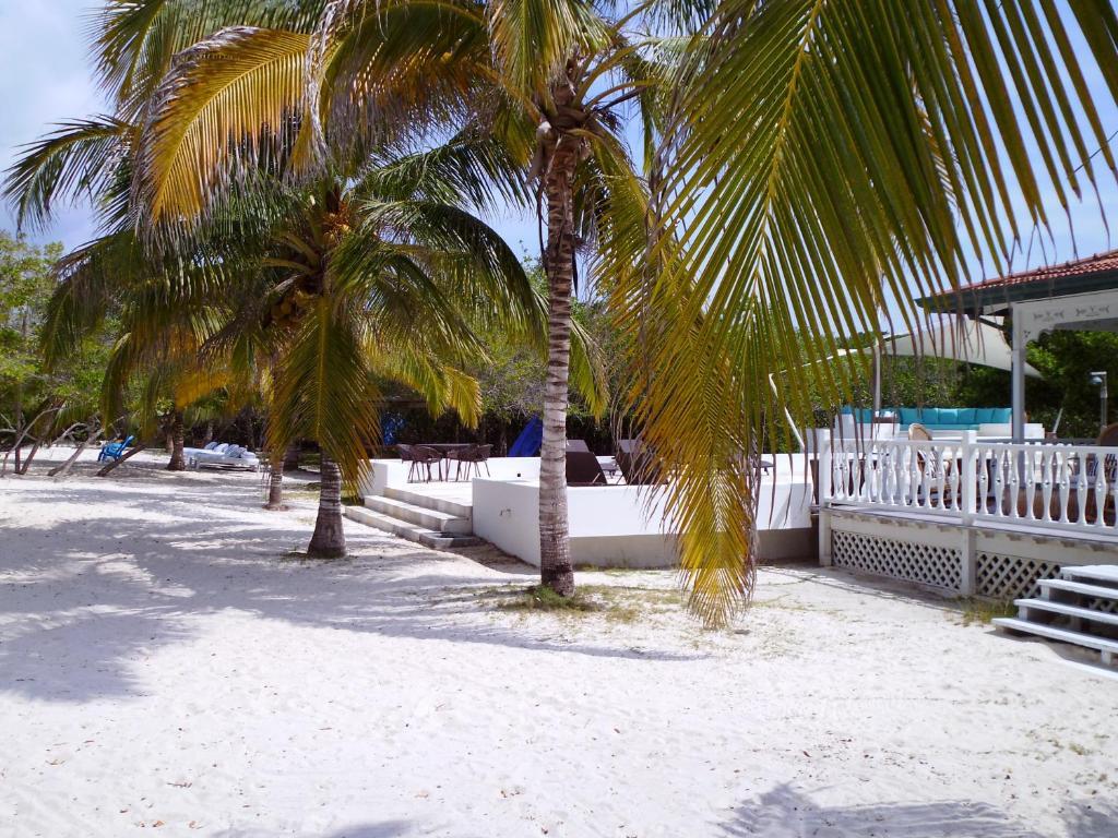 Hotel Agua Azul Beach Resort Baru Exterior photo